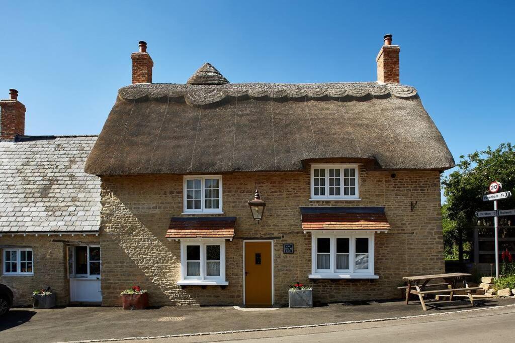 Dawn At The Sun Inn Felmersham, Our Signature Duplex Suite Sharnbrook Exterior foto